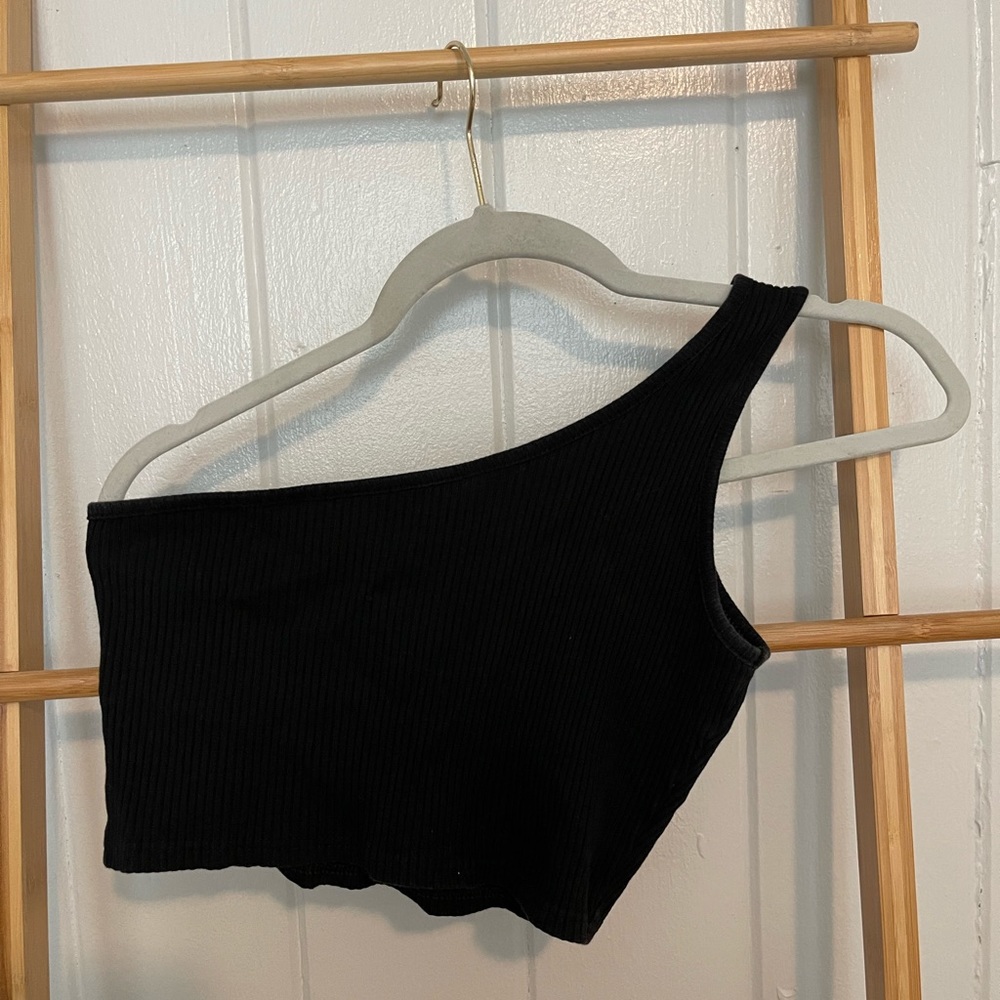 One shoulder tank